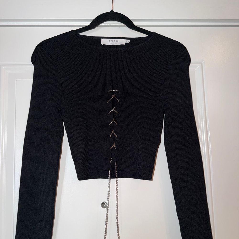 ASTR the Label Black Ribbed Cropped Short Sleeve Top - Size M